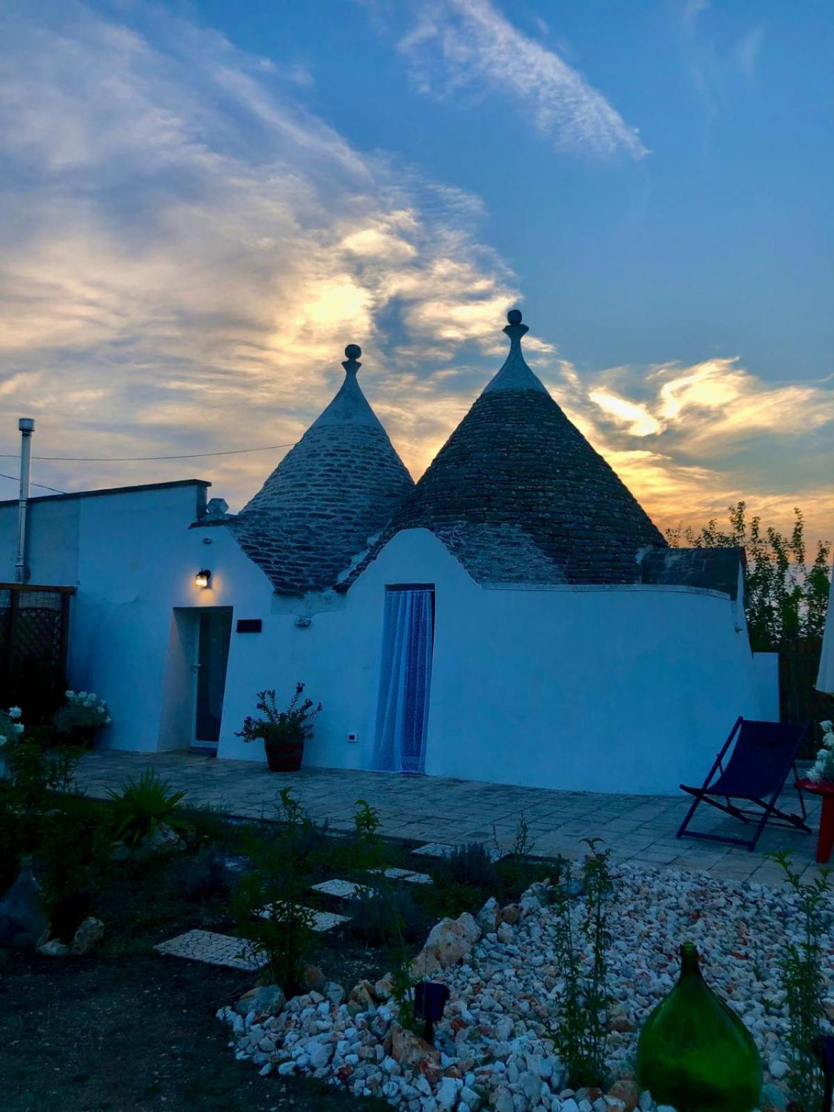 マルティナ・フランカ Trullo Trilli Pugliaヴィラ エクステリア 写真
