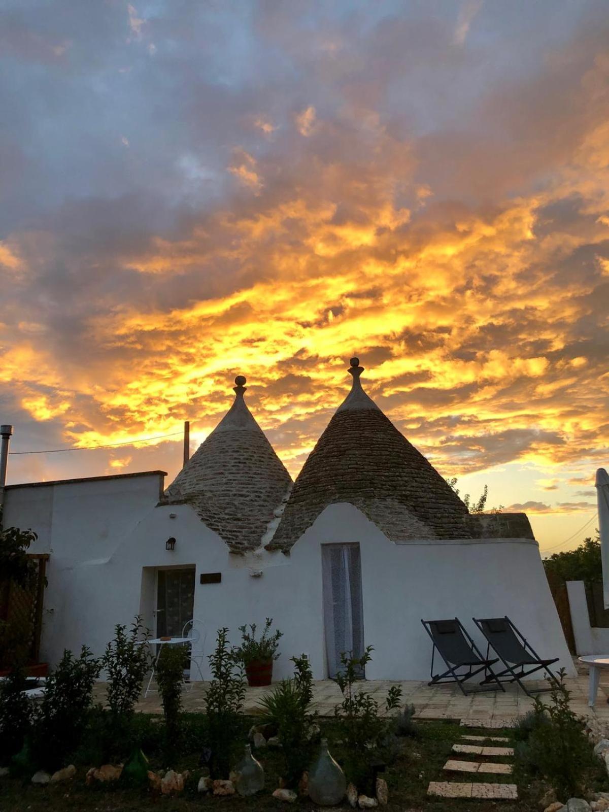 マルティナ・フランカ Trullo Trilli Pugliaヴィラ エクステリア 写真